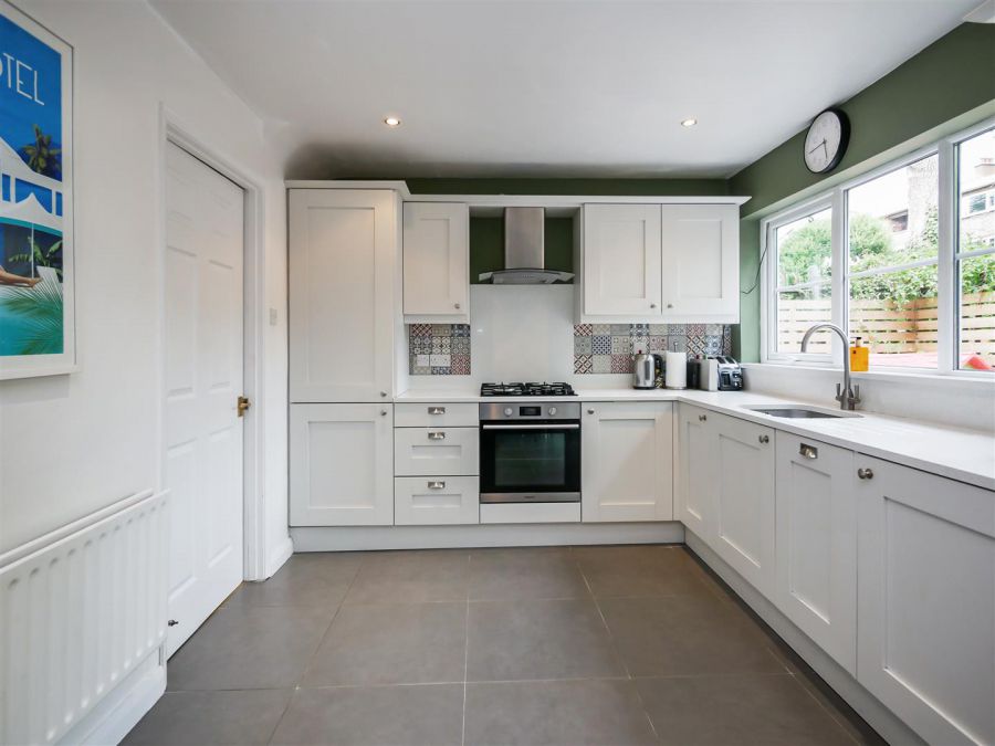 2 Hampton Drive, Ormeau Road