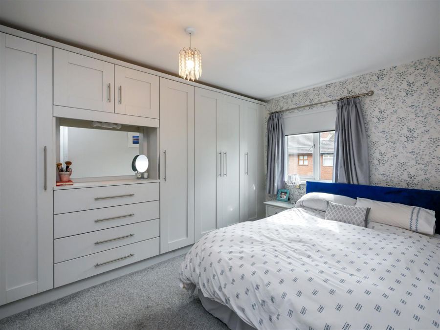 2 Hampton Drive, Ormeau Road