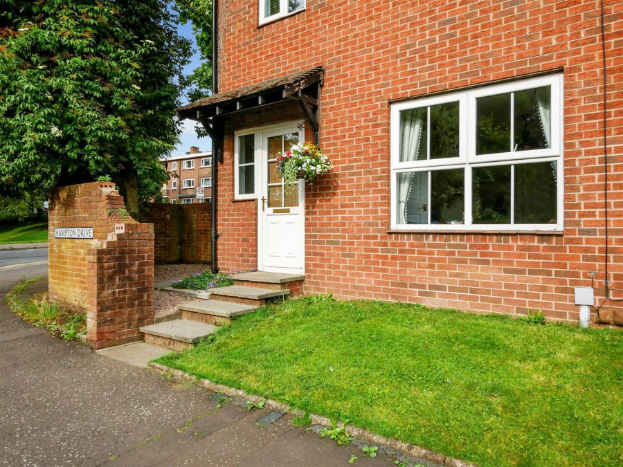 2 Hampton Drive, Ormeau Road