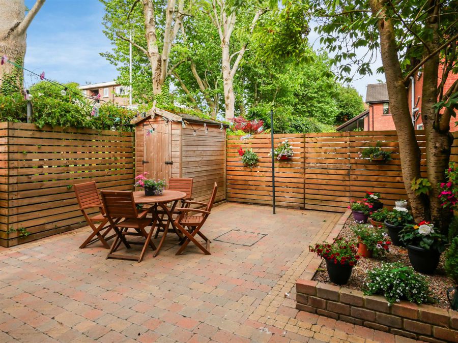 2 Hampton Drive, Ormeau Road