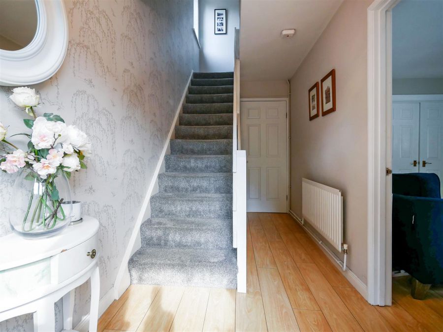 2 Hampton Drive, Ormeau Road