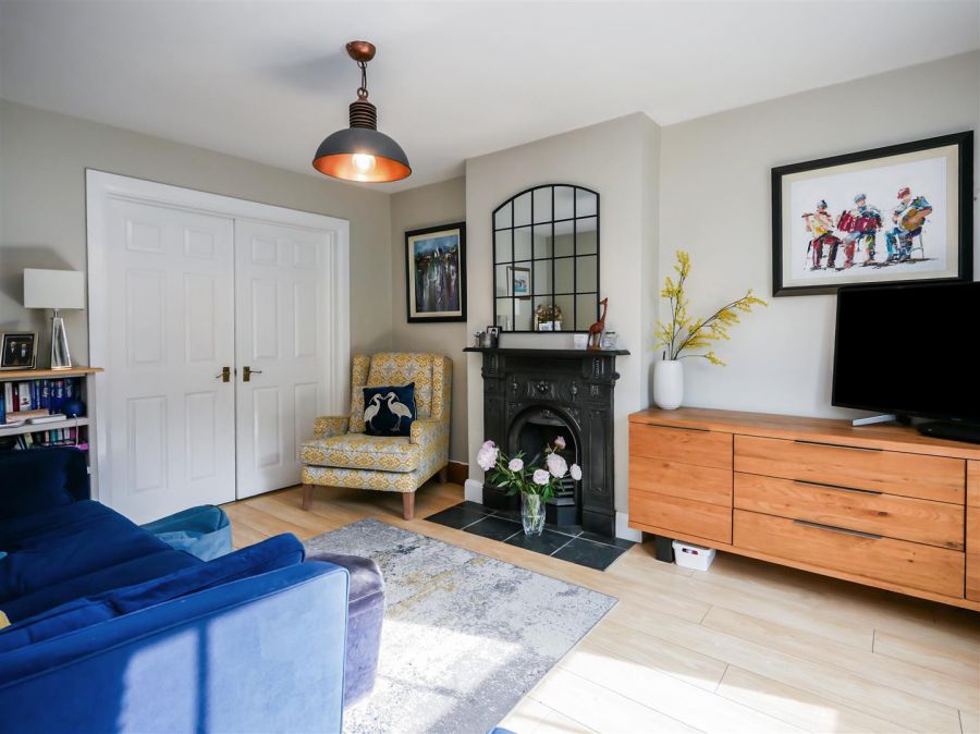 2 Hampton Drive, Ormeau Road