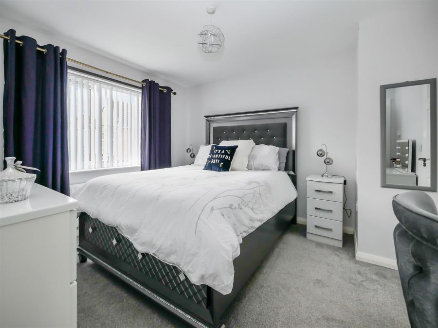 94 Forge Drive, Moss Road