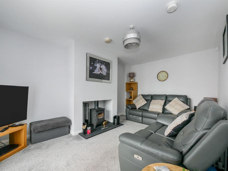 94 Forge Drive, Moss Road