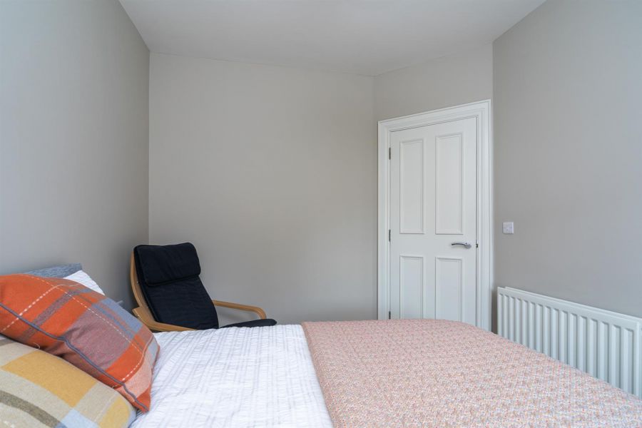 6 Bracken Hill Avenue