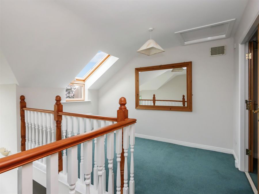 10 Forest Grove