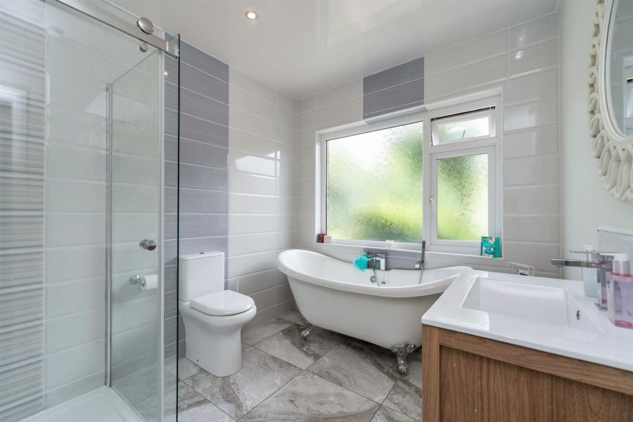 9 Glencregagh Park, Upper Knockbreda Road