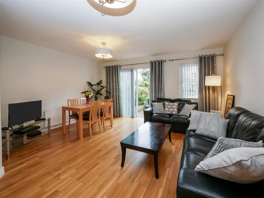 14 Ardenlee Court, Ravenhill Road