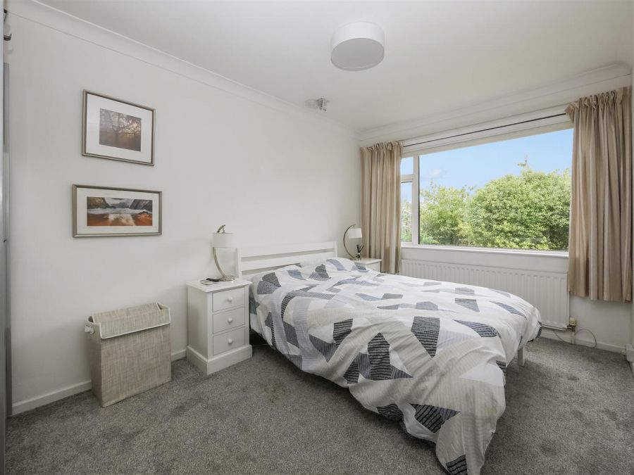3 Cairnshill Gardens, Cairnshill Road