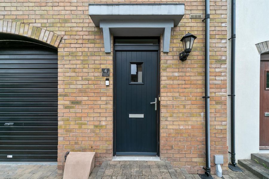 4 Bracken Hill Avenue, Ballymaconaghy Road