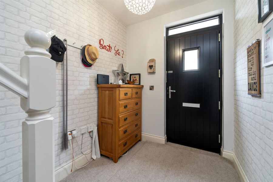 4 Bracken Hill Avenue, Ballymaconaghy Road