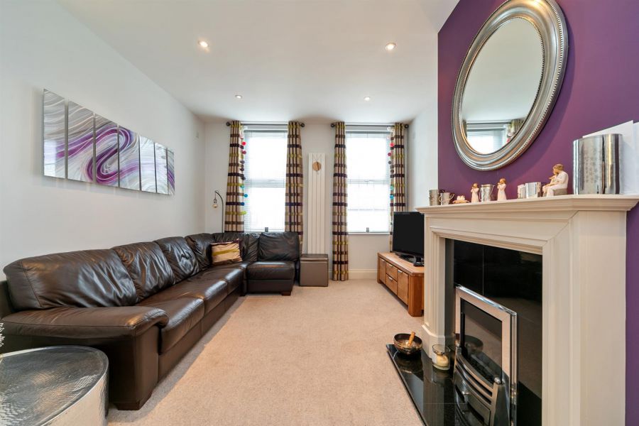 4 Bracken Hill Avenue, Ballymaconaghy Road