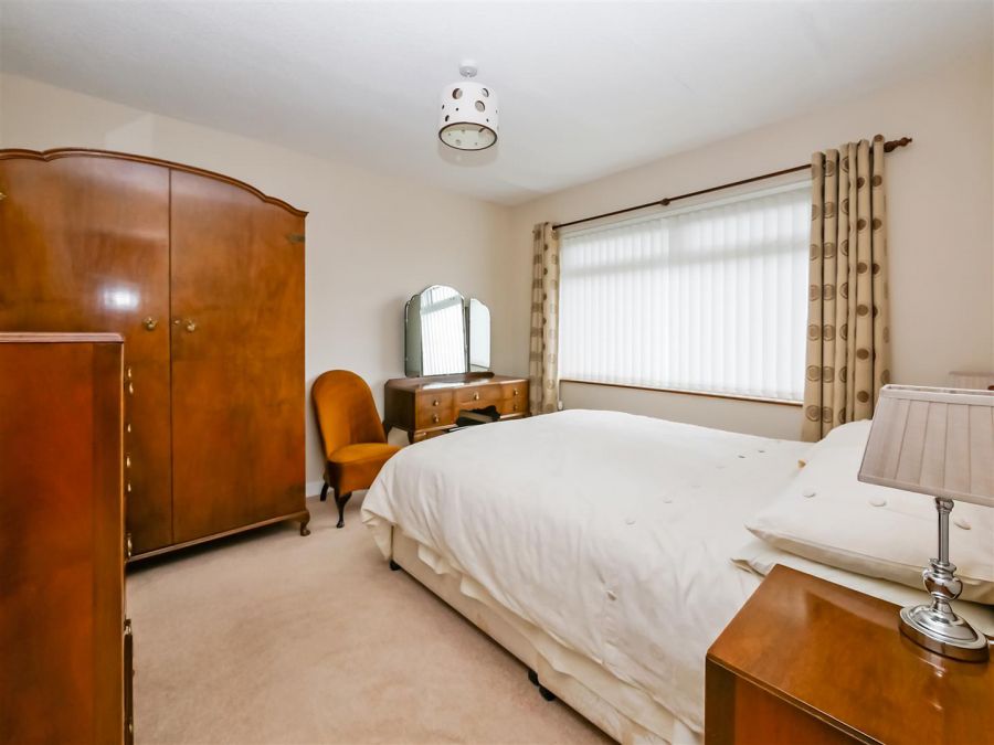 14 Cotswold Avenue, Newton Park