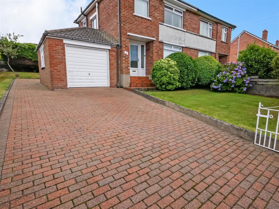 14 Cotswold Avenue, Newton Park