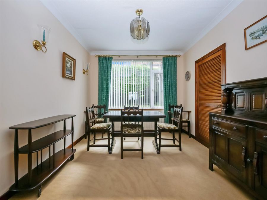 14 Cotswold Avenue, Newton Park