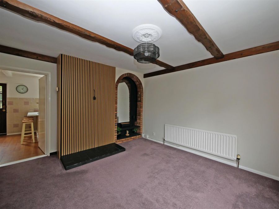 214 Belvoir Drive, Belvoir Park