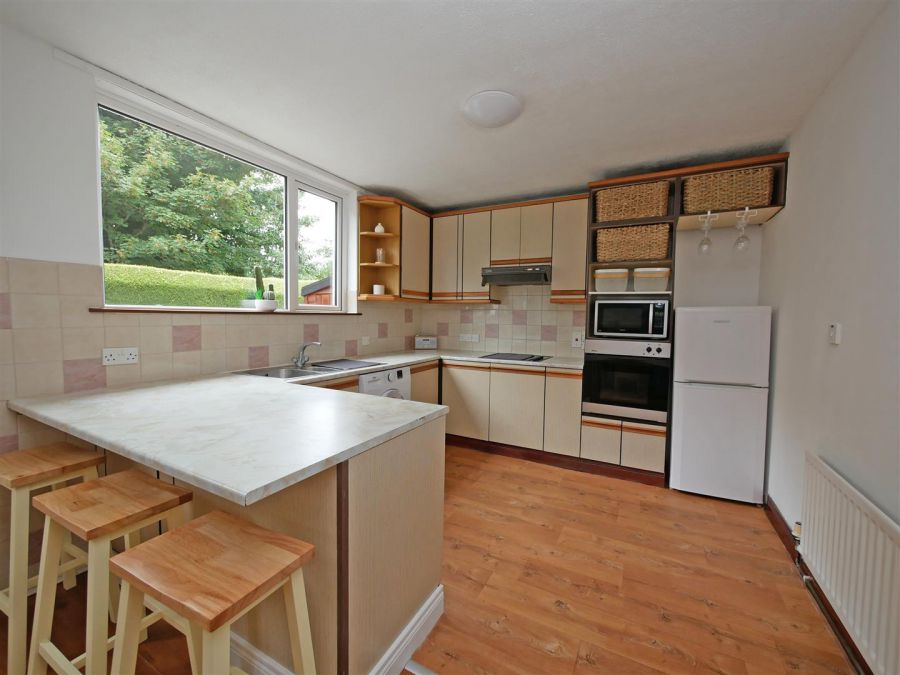 214 Belvoir Drive, Belvoir Park