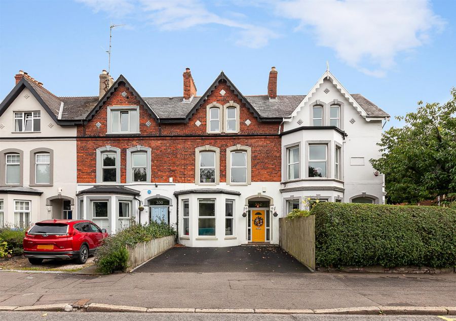 352 Ravenhill Road