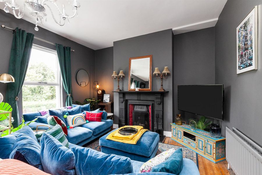 352 Ravenhill Road