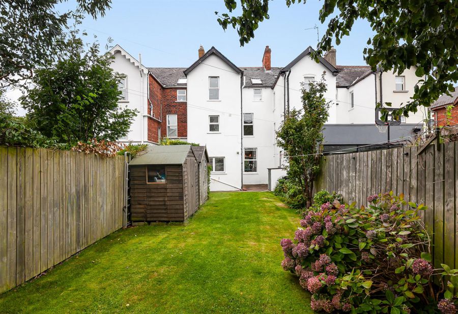 352 Ravenhill Road