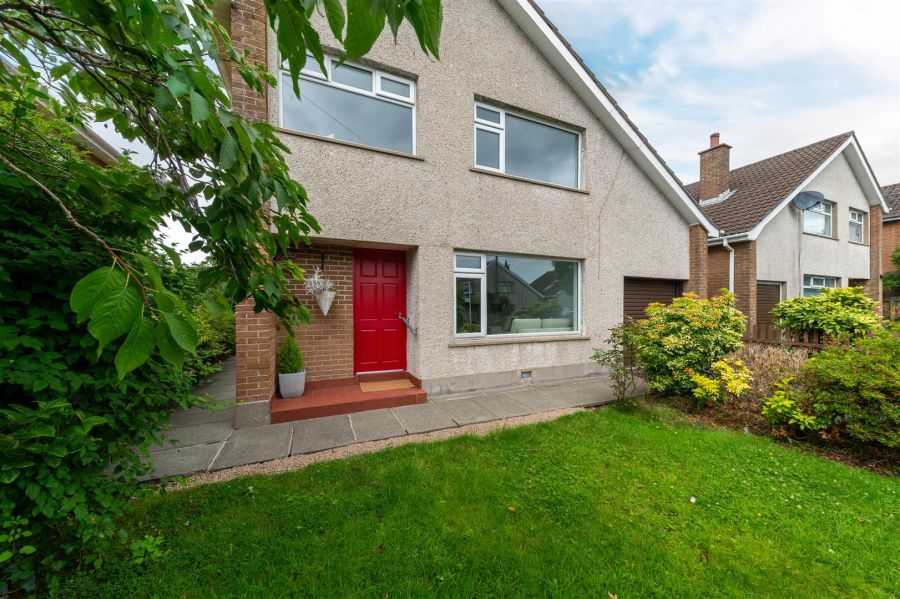 11 Moyra Crescent