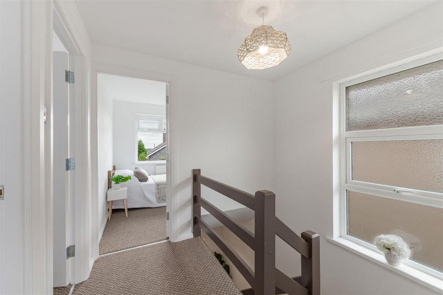 11 Moyra Crescent