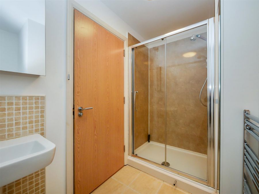 Apartment, 21 The Keel Building 33 Annadale Crescent