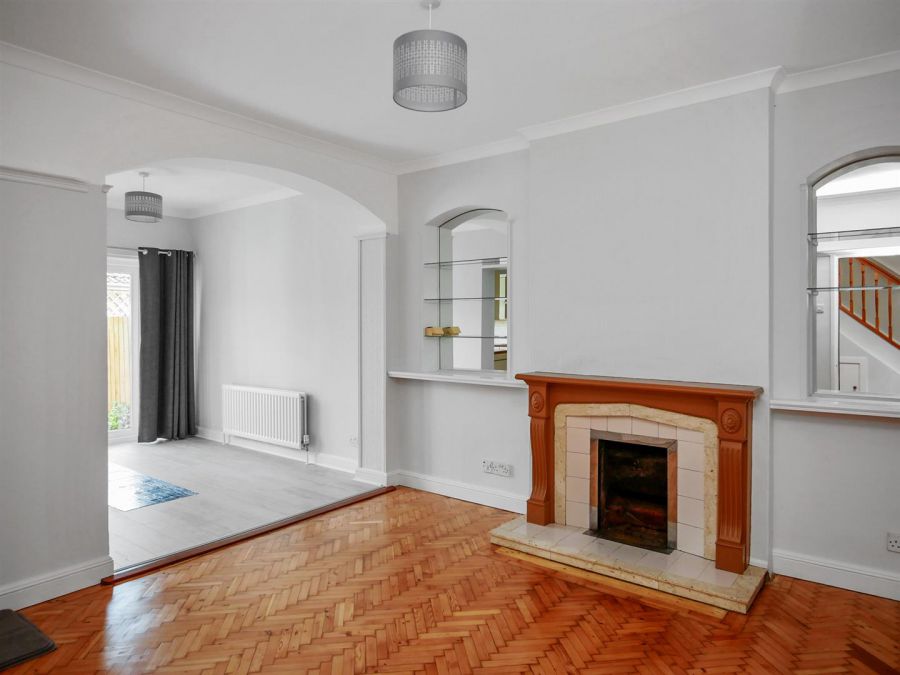 22 Cheltenham Gardens