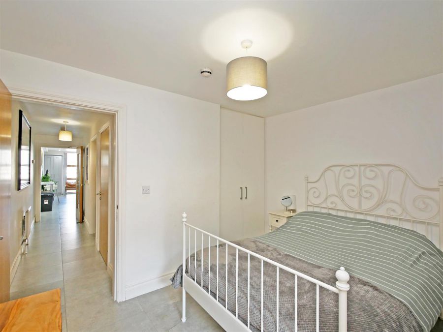 Apt 4, 167 University Street, Ormeau Road