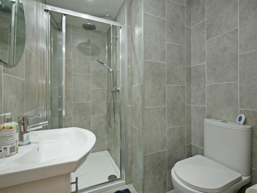 Apt 4, 167 University Street, Ormeau Road