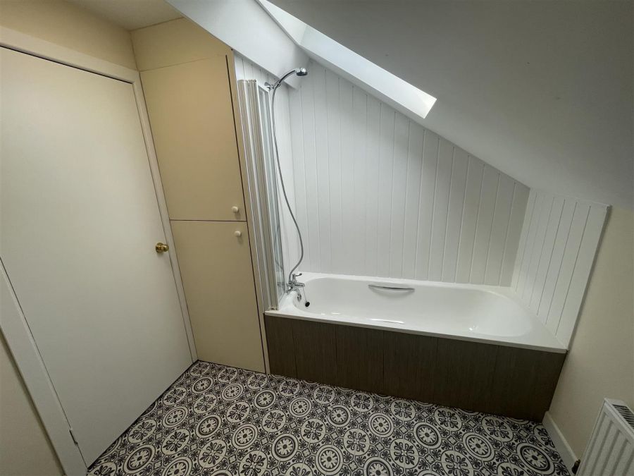 19A Sunnyside Street