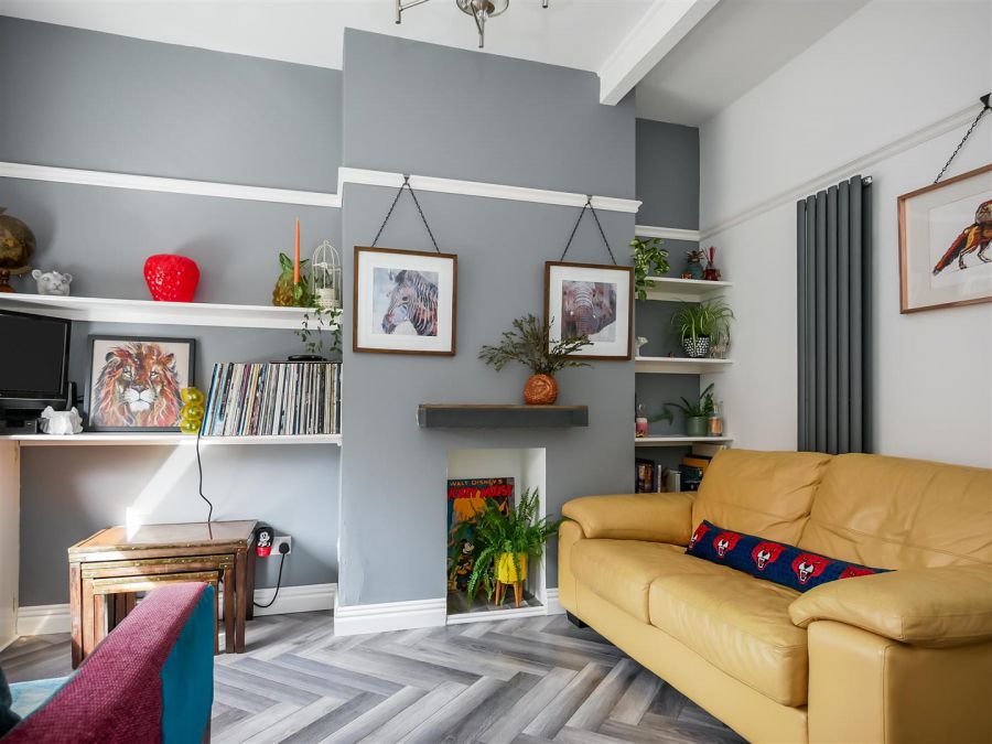 15 Gipsy Street