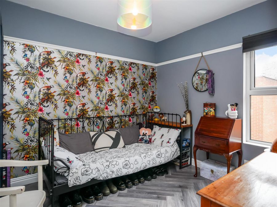 15 Gipsy Street
