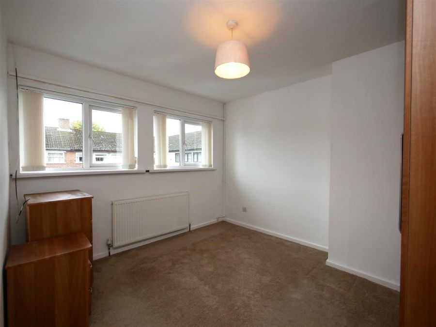 28 Minnowburn Drive, Belvoir Park