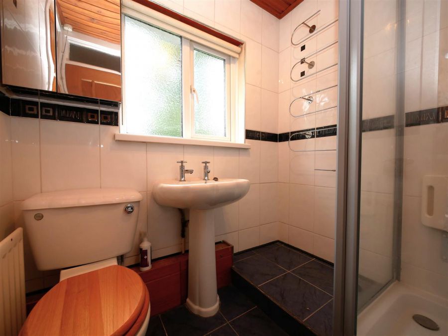 28 Minnowburn Drive, Belvoir Park