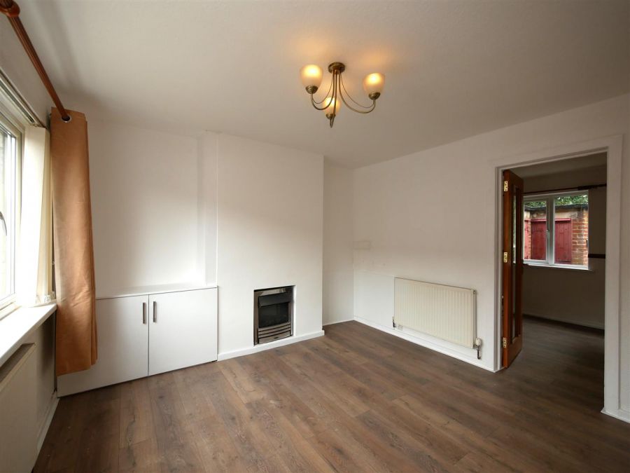 28 Minnowburn Drive, Belvoir Park