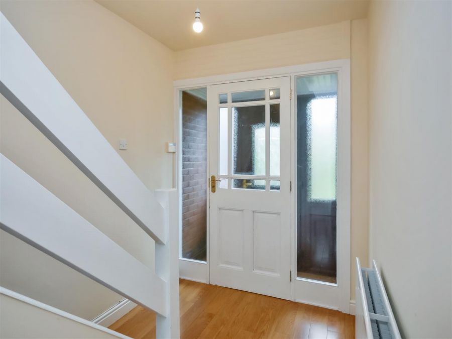 18 Burnside Avenue