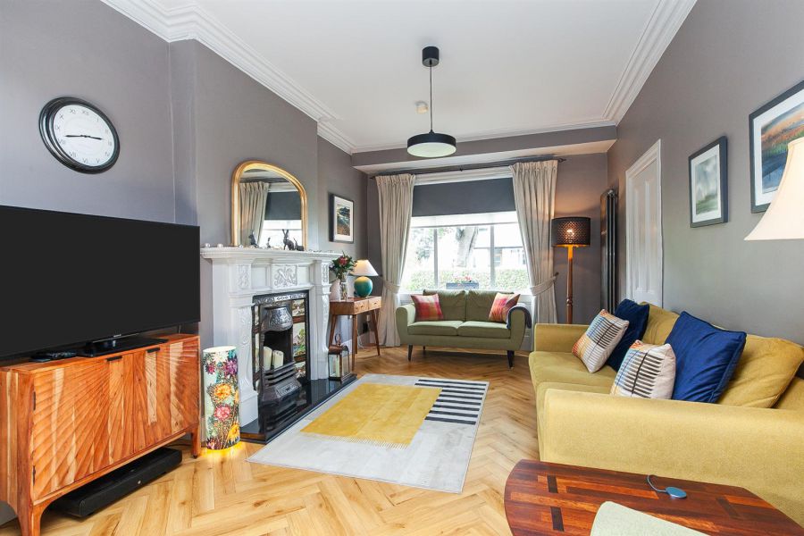 12 Ravenhill Park Gardens