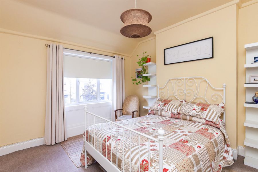 12 Ravenhill Park Gardens