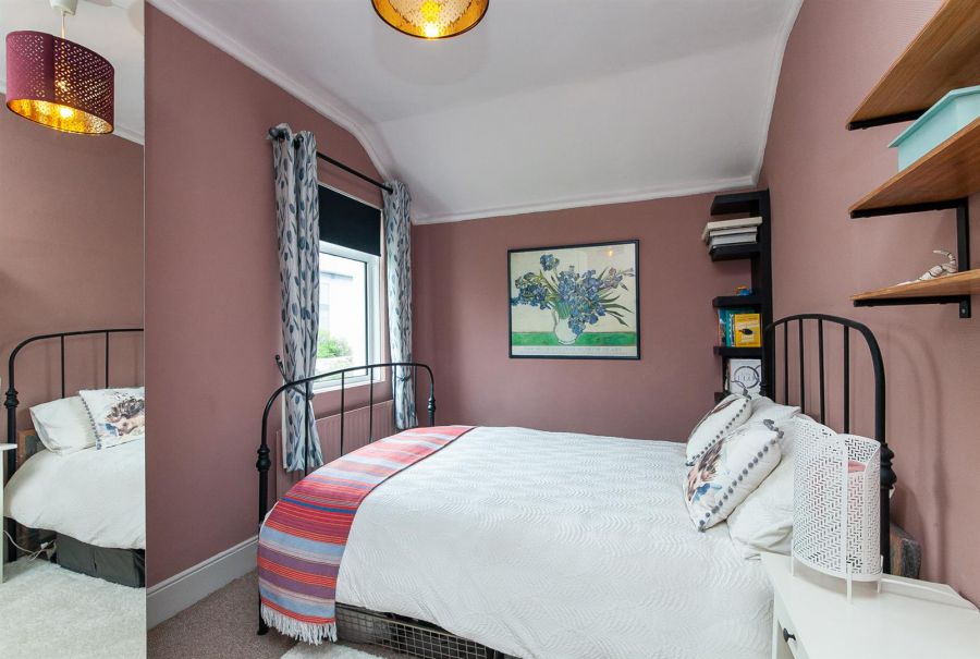 12 Ravenhill Park Gardens