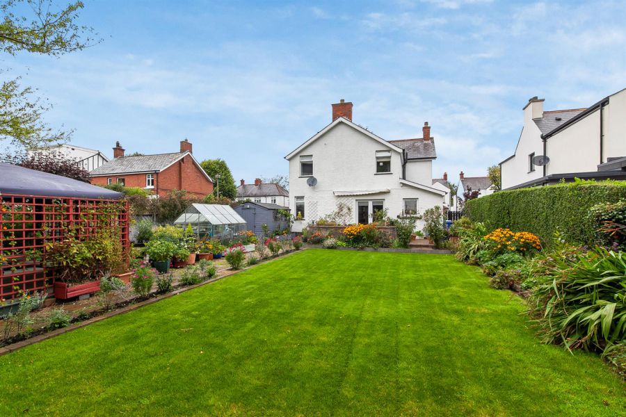 12 Ravenhill Park Gardens