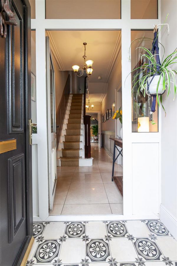 12 Ravenhill Park Gardens