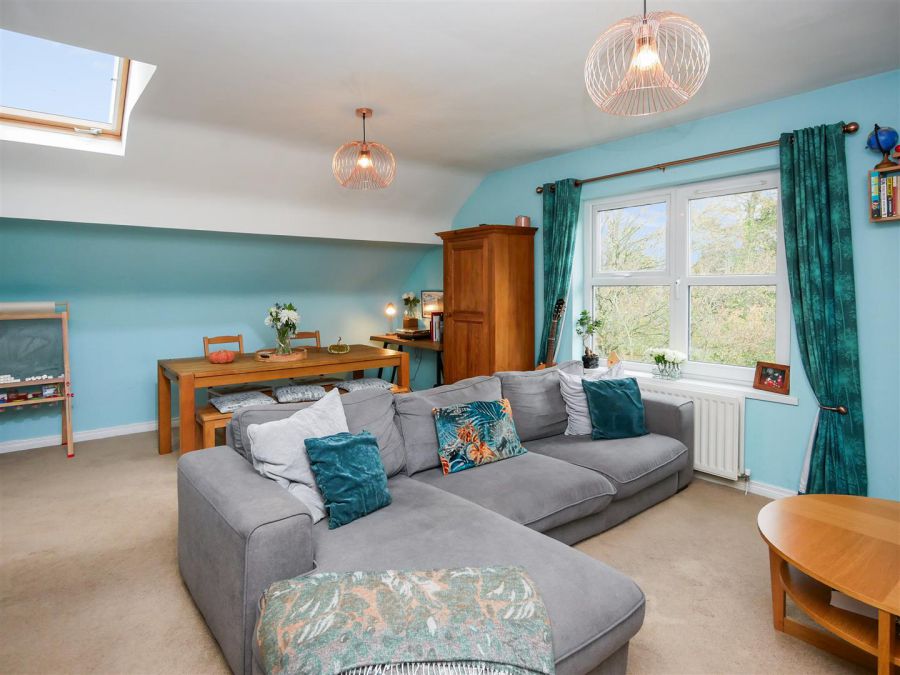 Apt 5 6A Rosetta Park