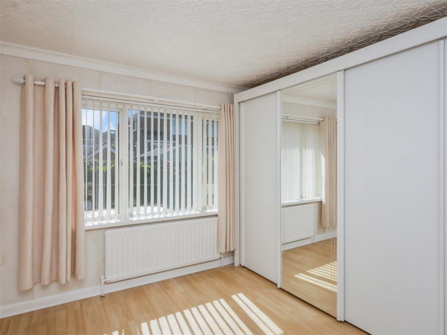 25 Coolpark Avenue