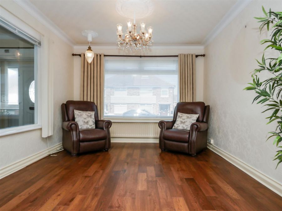 25 Coolpark Avenue