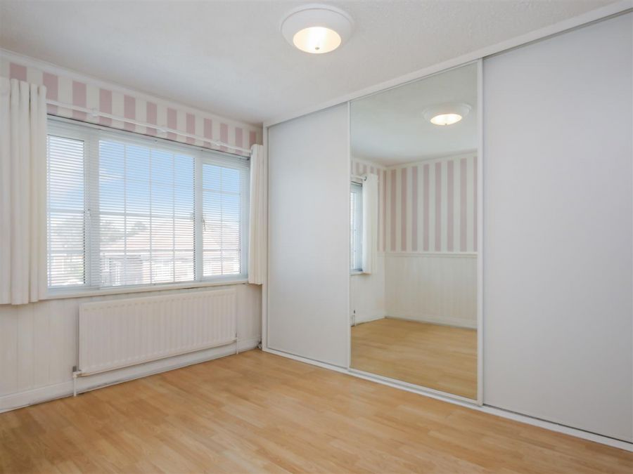 25 Coolpark Avenue