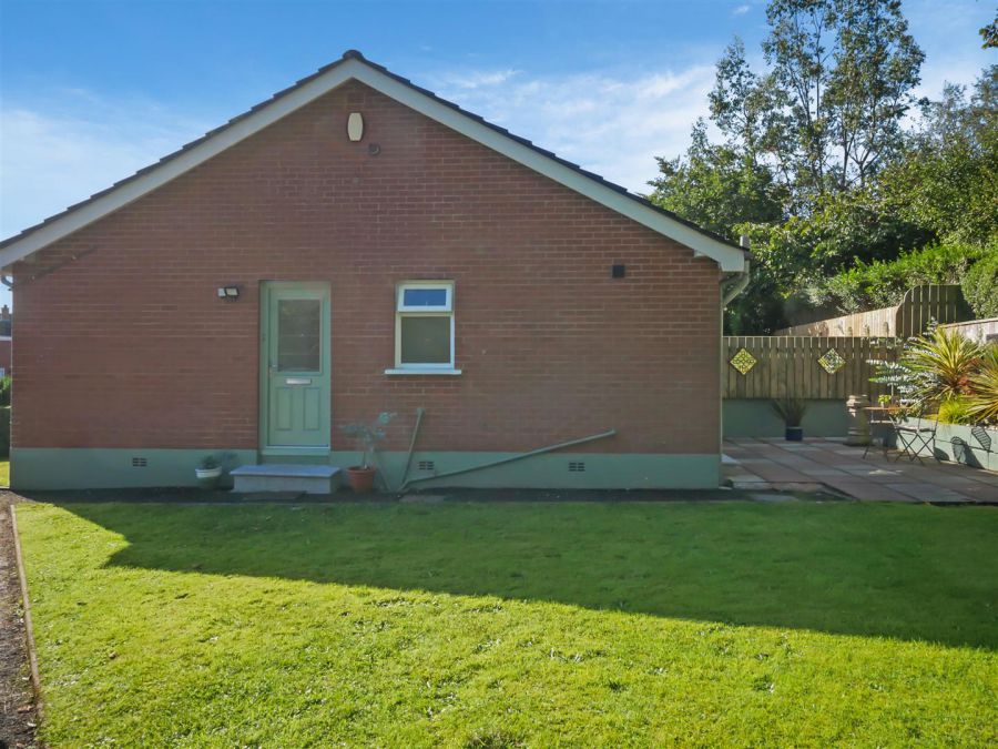 19 Meadowvale Park