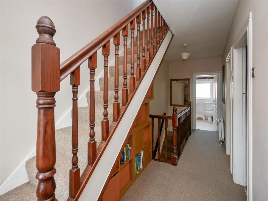 30 Ardpatrick Gardens, Castlereagh Road