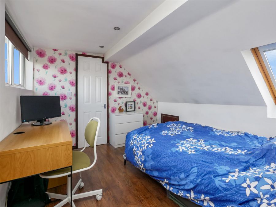30 Ardpatrick Gardens, Castlereagh Road