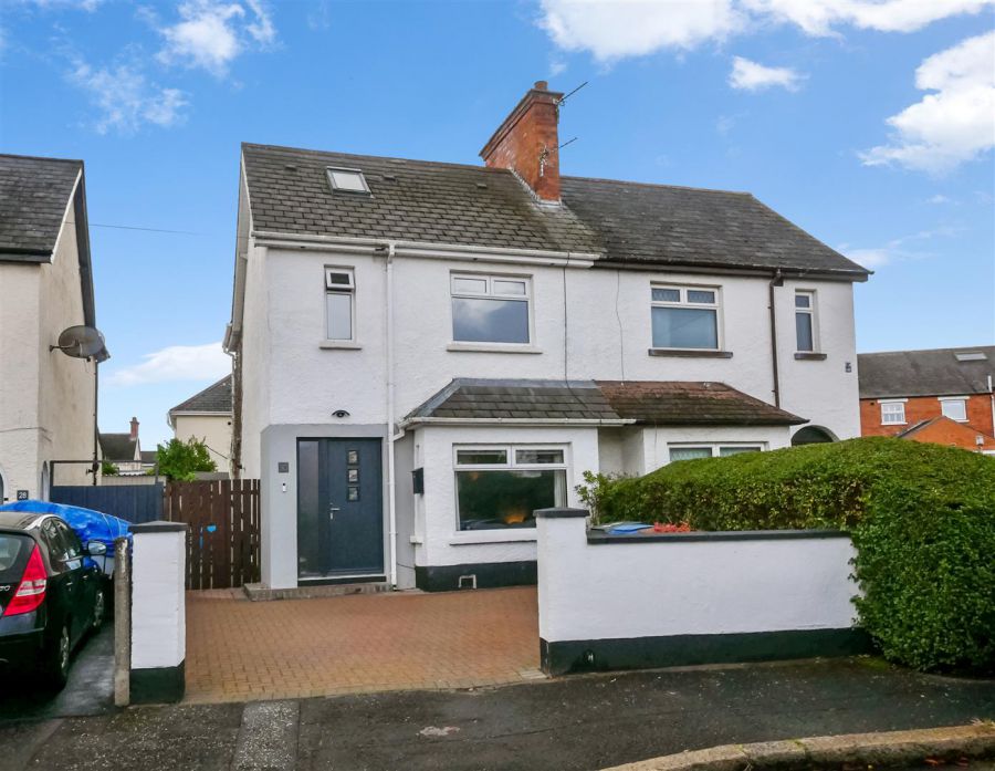 30 Ardpatrick Gardens, Castlereagh Road